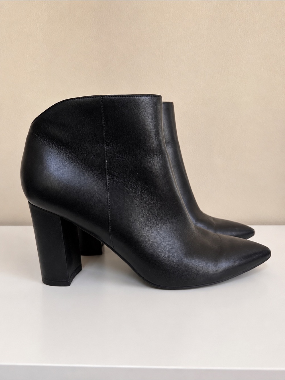 Marc Fisher Black leather upper boots 3 inch heel